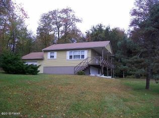 33 Alpine Rd, Beach Lake, PA 18405