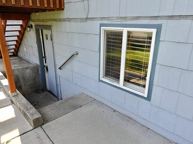 2201 N Spokane St #3 — Photo 3