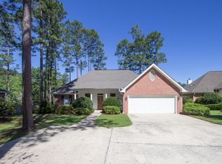 178 Timberton Dr, Hattiesburg, MS 39401