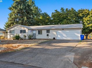 11231 S Parkland Ct, Oregon City, OR 97045