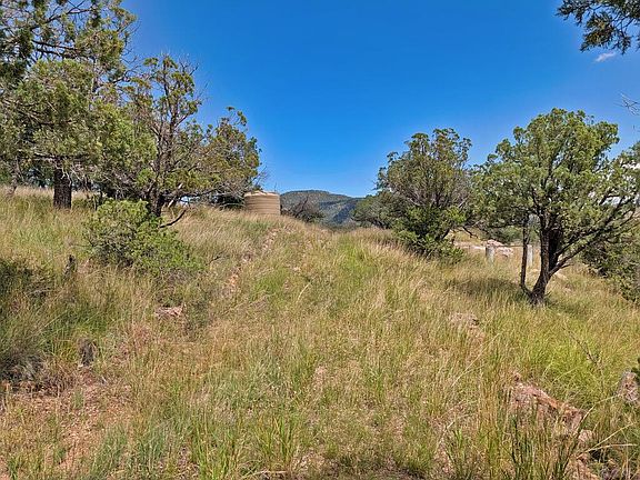 2nd image of 114 High Meadow Trl