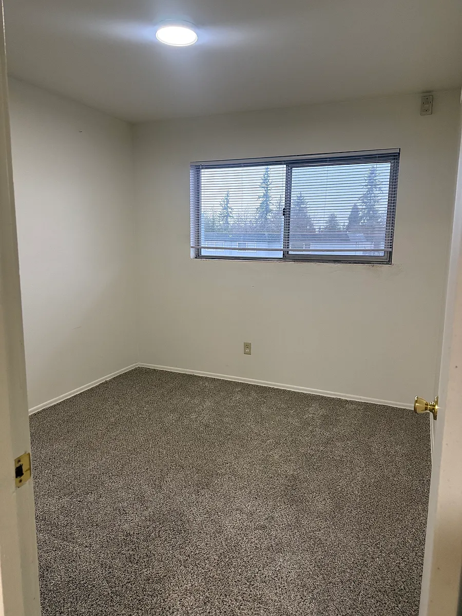 Building Photo - 14421 8th Ave SW #208