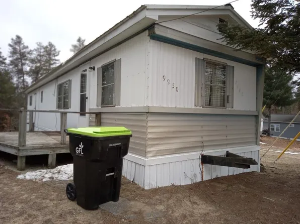 9950 Woodie Dr, Saint Helen, MI 48656