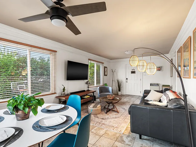 724 Robinson St #704.5 — Photo 5