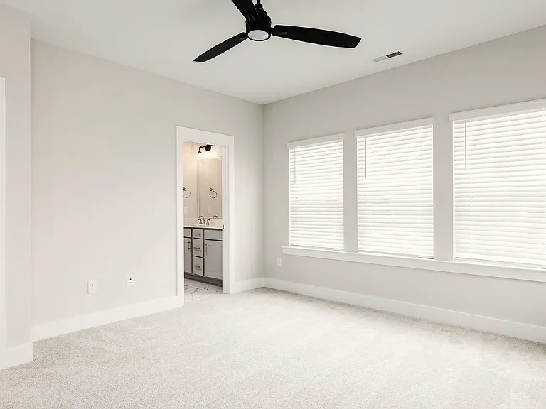 8530 Silsbee Dr — Photo 14