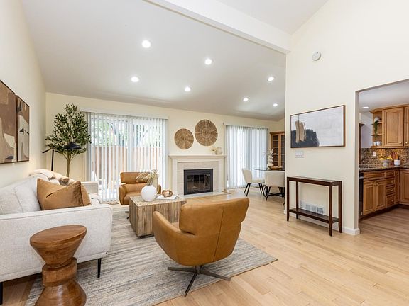 3rd image of 10906 Northridge Sq