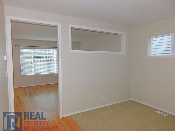 5th image of 729 NE 61st Ave