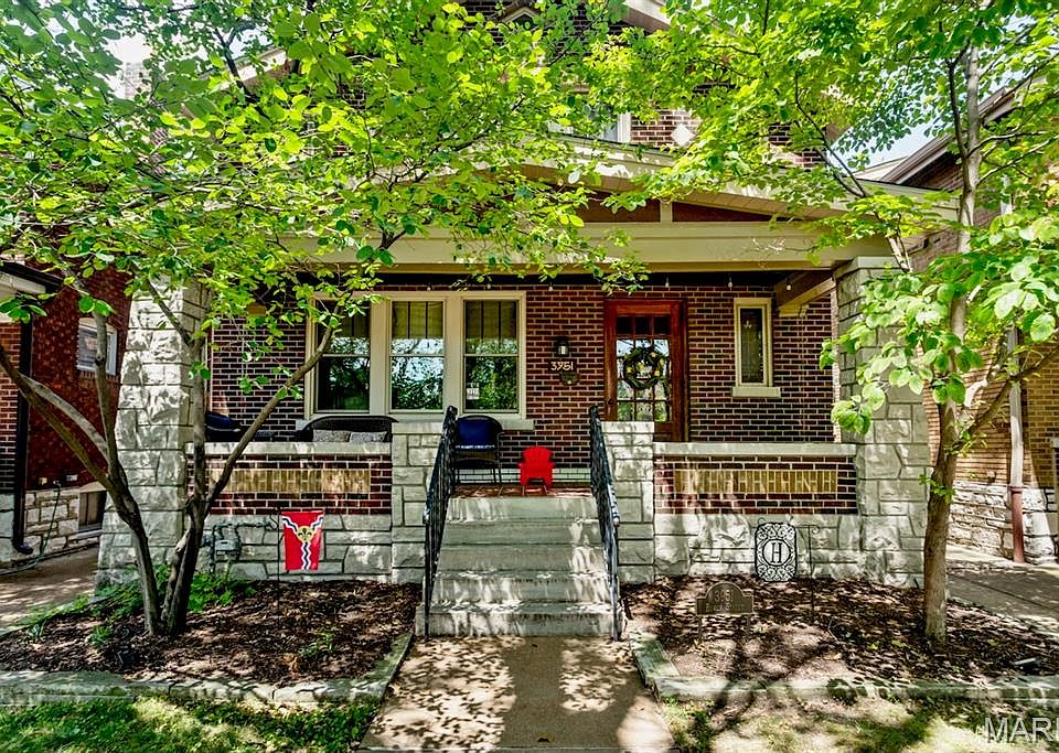 1st image of 3951 Bowen St
