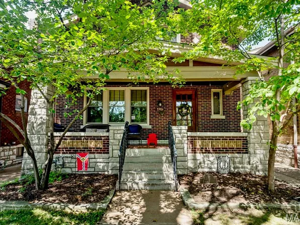 3951 Bowen St, Saint Louis, MO 63116