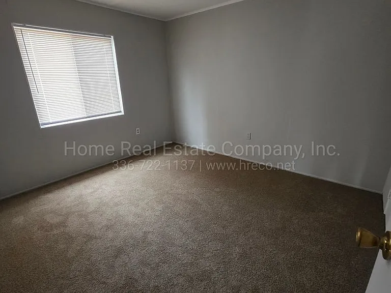 409 Mason St — Photo 6
