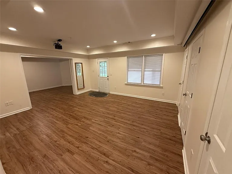5730 Devonshire Way — Photo 30