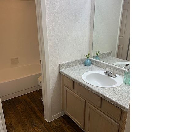 5th image of 7600 Wood Hollow Dr APT 901