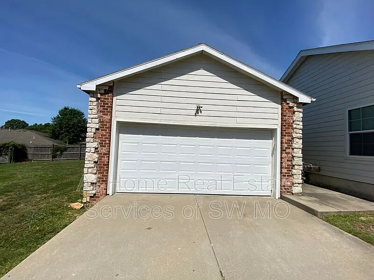 501 W Warren Ave #A — Photo 14