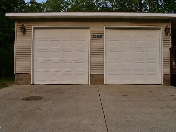 3rd image of 6818 S Anita Ln