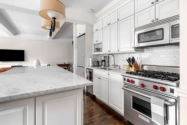 Sold by Compass | media 4