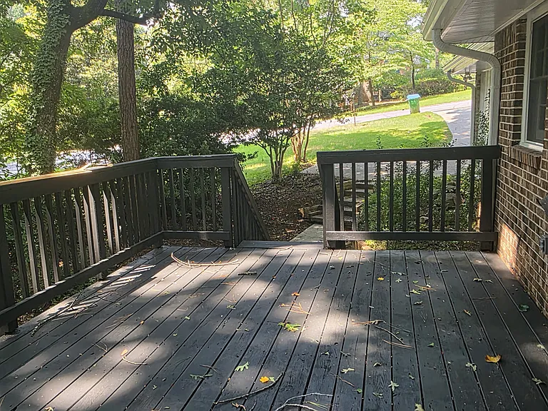 Williamsburg Ct — Photo 10