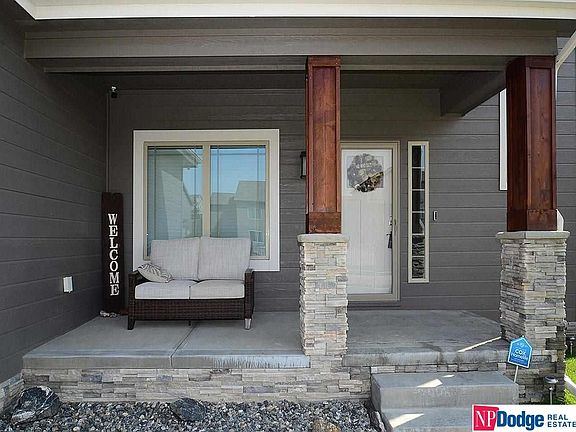 3rd image of 7921 S 186th St