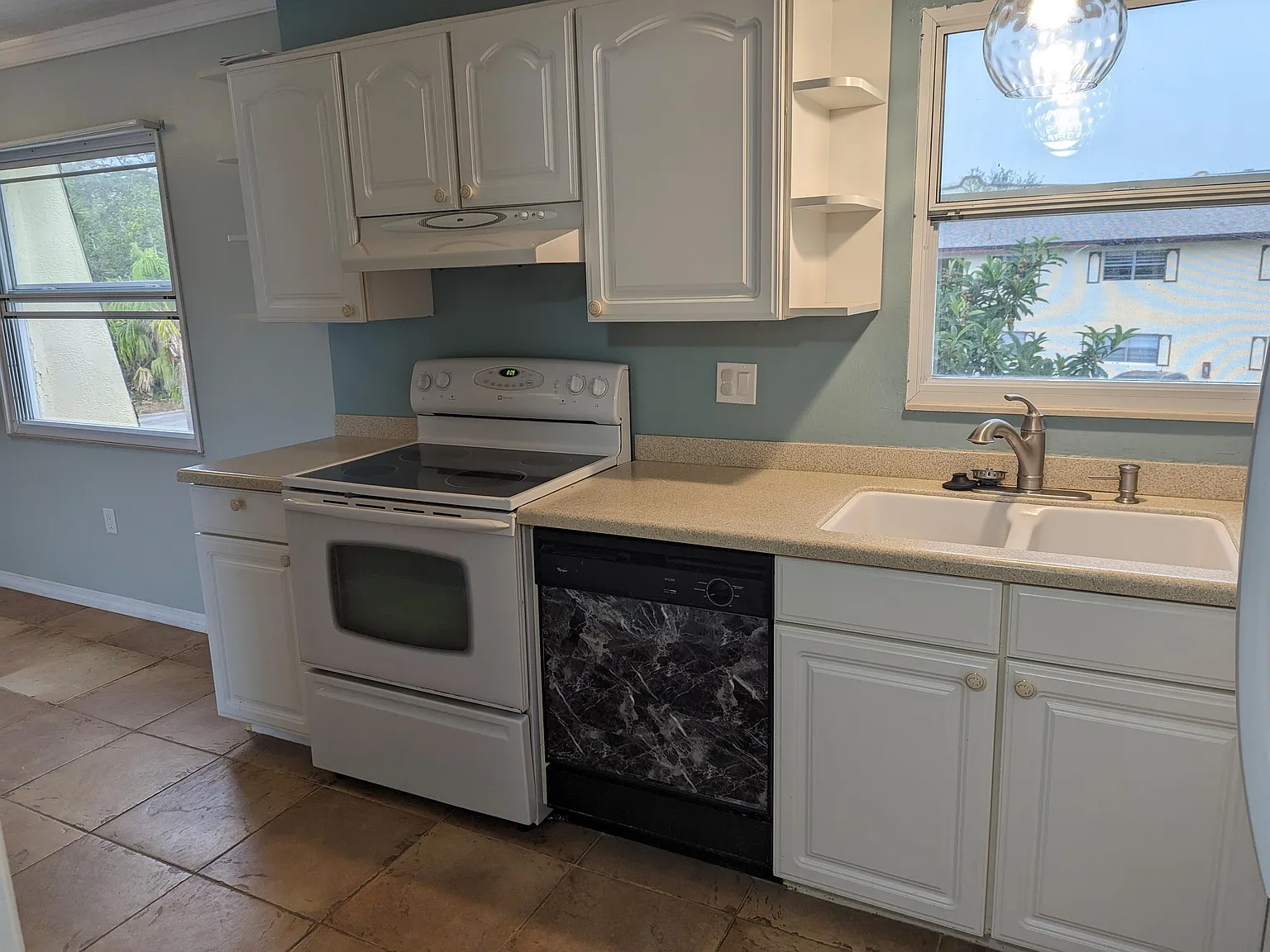 3135 Shady Dell Lane - S3135... — Photo 4