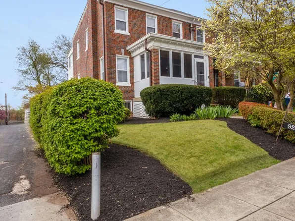 925 Upshur St NE, Washington, DC 20017