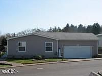 1st image of 2860 NE 45th St