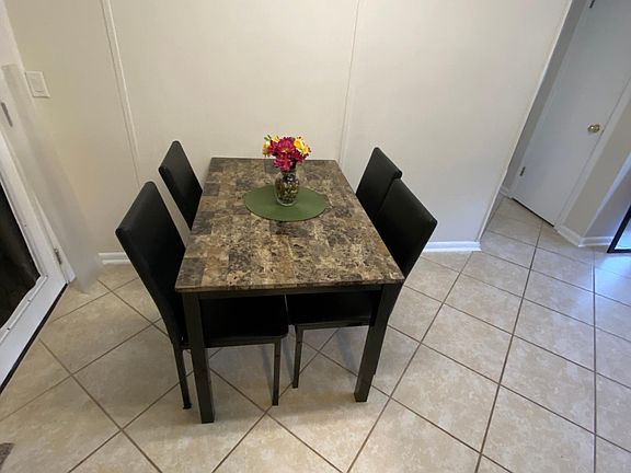 5th image of 11650 Surfwood Ave