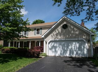 402 Lexington Ave, Fox River Grove, IL 60021