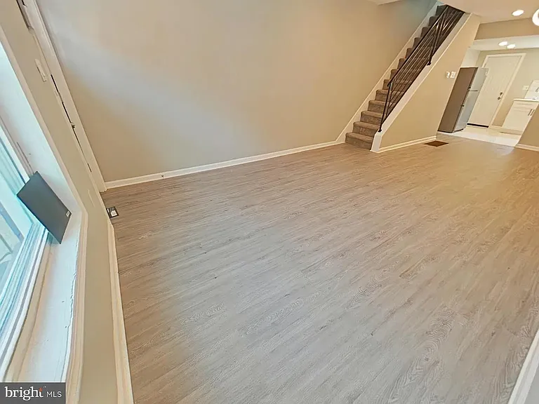 1743 N Stillman St — Photo 11