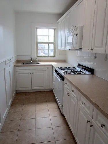 120 Kraft Ave #10 Photo 1