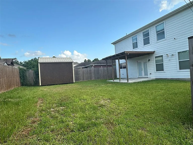 508 Birch Cluster Ct — Photo 13