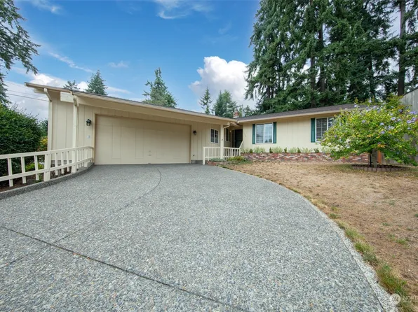 502 N 170th Place, Shoreline, WA 98133
