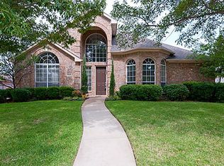 1424 Glasgow Ln, Keller, TX 76248