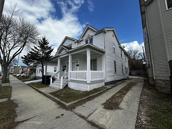 2nd image of 739 Villa STREET