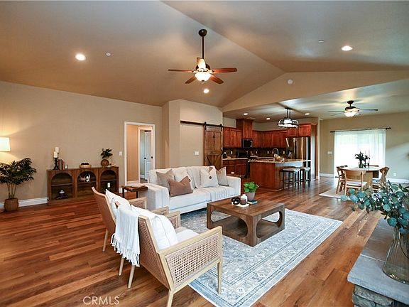 2nd image of 1654 Desert Spring Pl