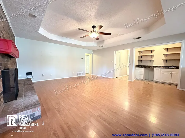 7832 Pebblebrook Dr — Photo 6