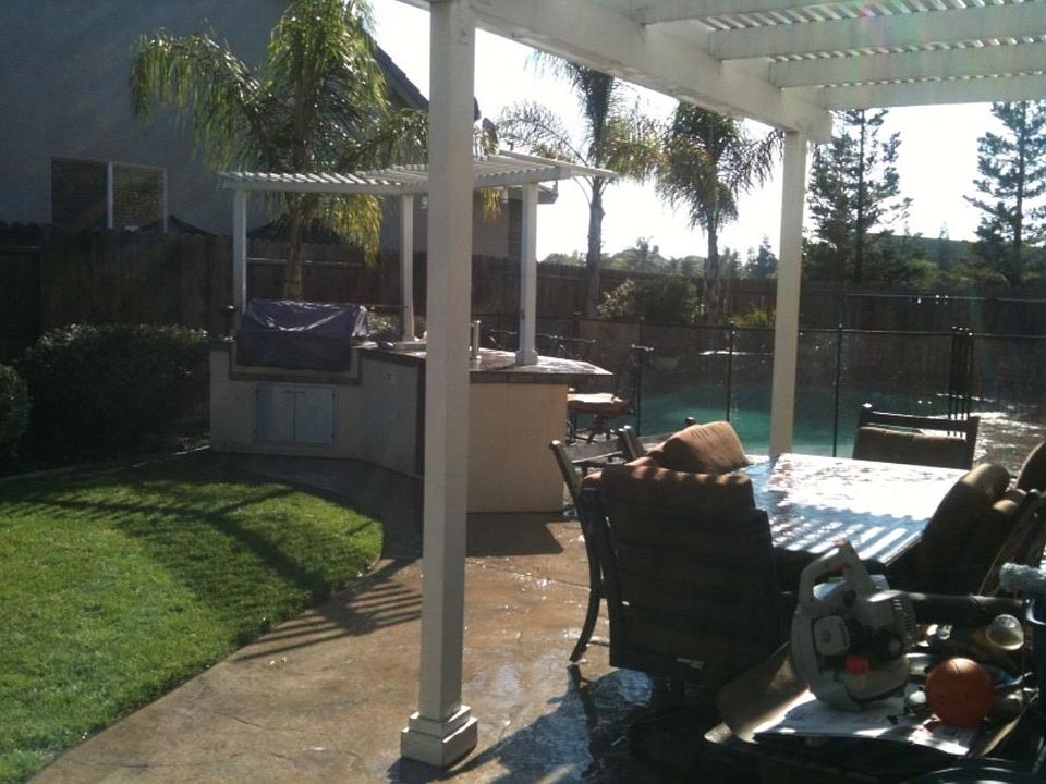 2nd image of 1318 Atlantic Ave