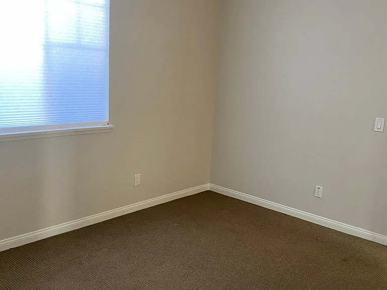 6919 Tradewinds Dr — Photo 17