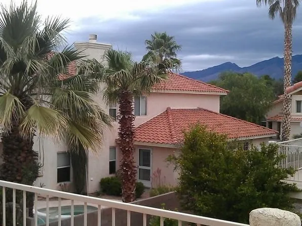 8041 E Hampton Dr, Tucson, AZ 85715