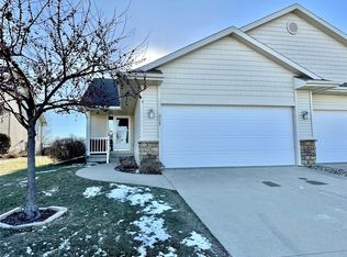 2007 E 1st Ave, Indianola, IA 50125