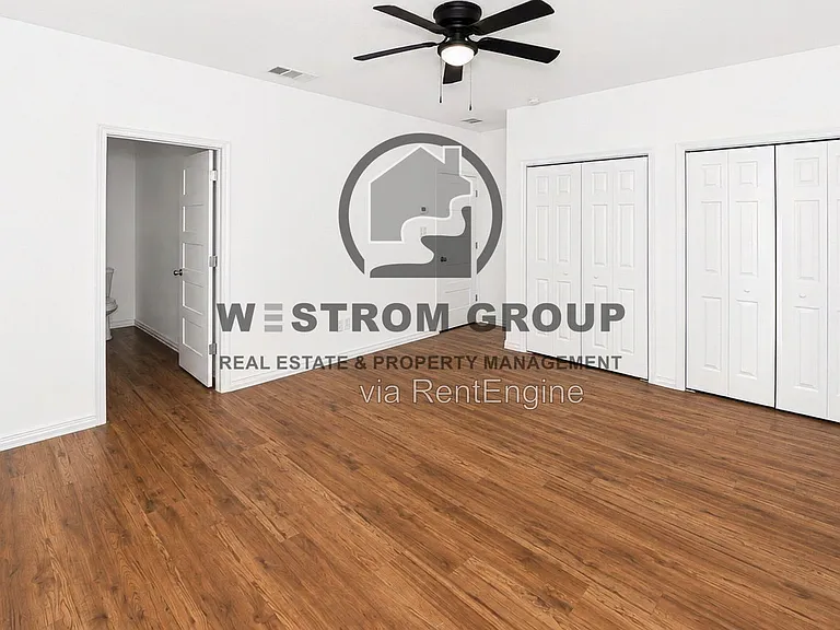 709 S Church St — Photo 18