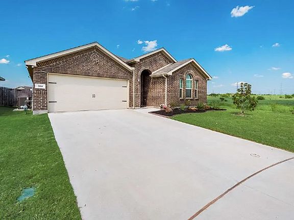 2nd image of 300 Saguaro Dr