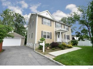 20 Terrich Ct, Ossining, NY 10562