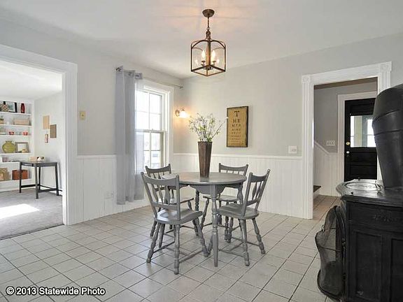 5th image of 1571 Mendon Rd