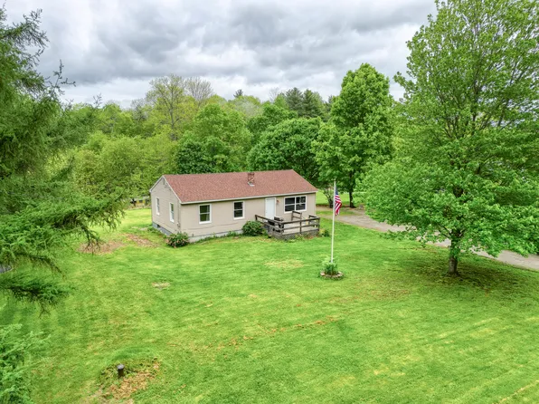 30 Back Road, Fairfield, ME 04937