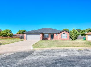 1217 Rita Cir, San Angelo, TX 76905