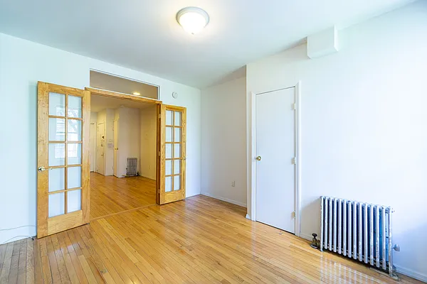 Rented by Compass | media 9