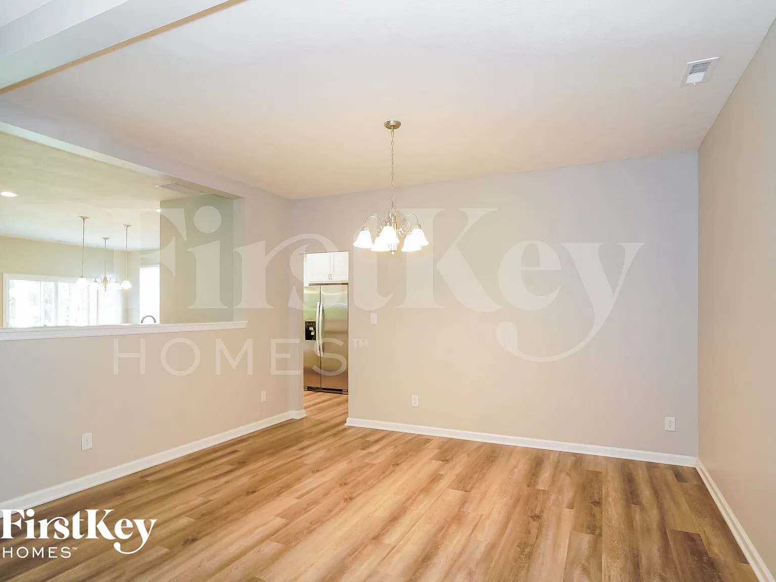 3 bed, 2.0 bath, 1824 sqft, $2,520 — Photo 4