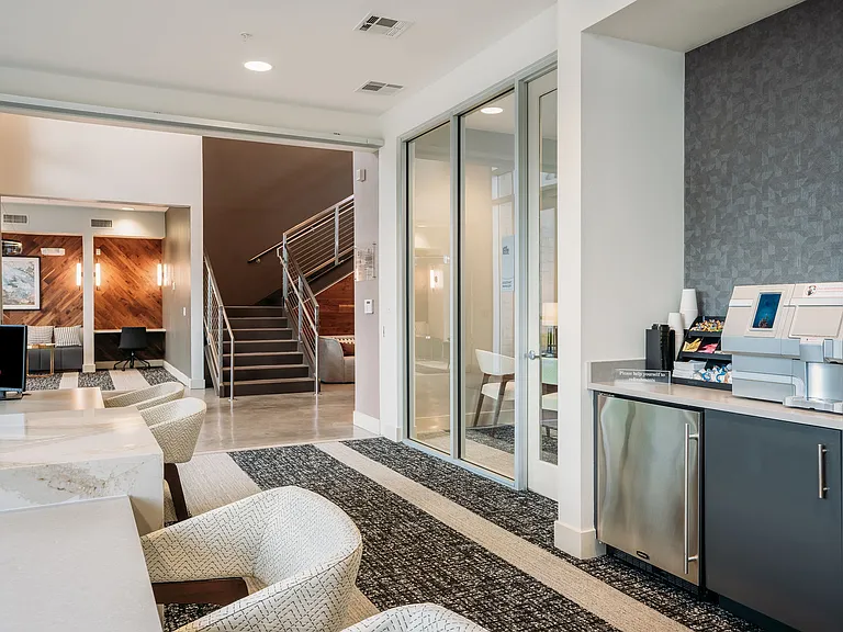 Lakeshore Pearl — Photo 37