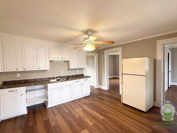 5th image of 403 Tampa St