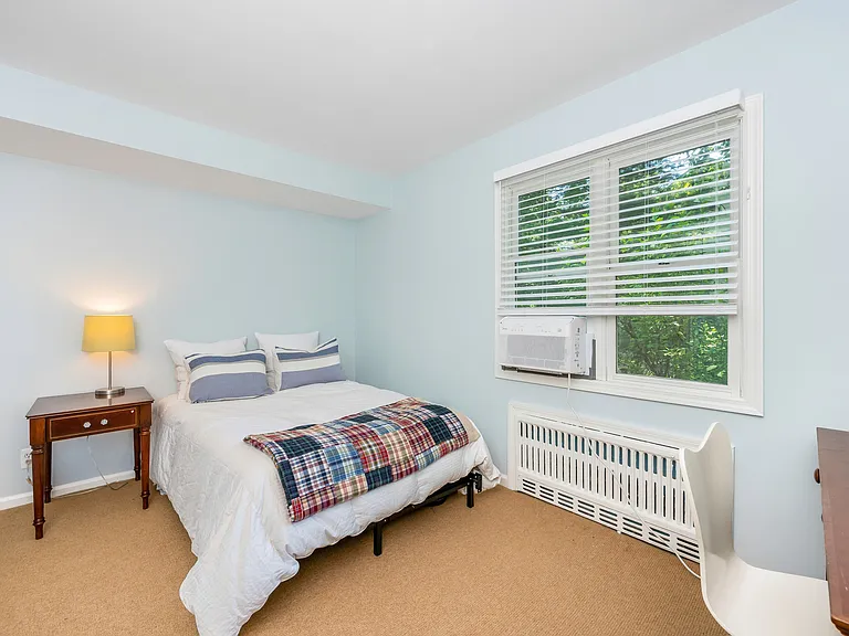 322 Noroton Ave — Photo 26