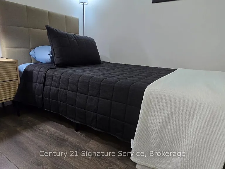 2520 Eglinton Ave W #307 — Photo 9